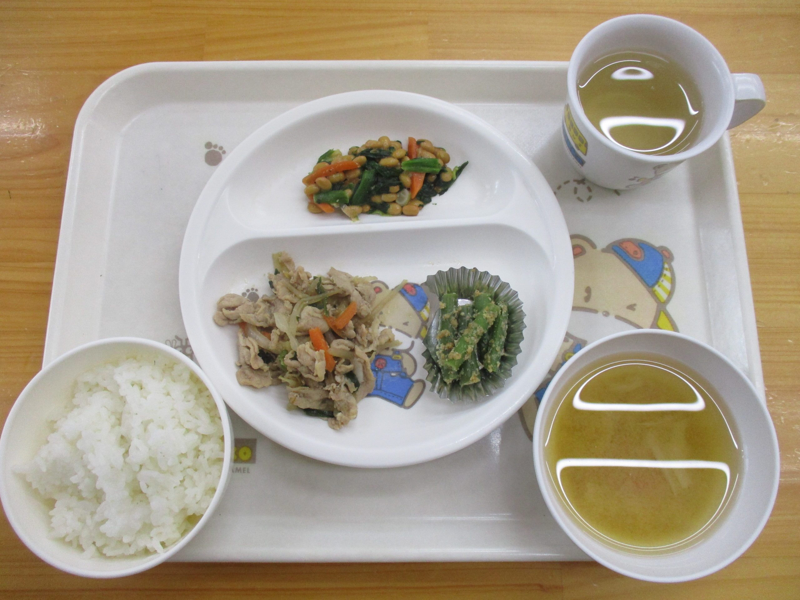 給食・おやつ