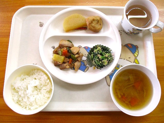 給食・おやつ