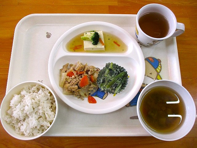 給食・おやつ