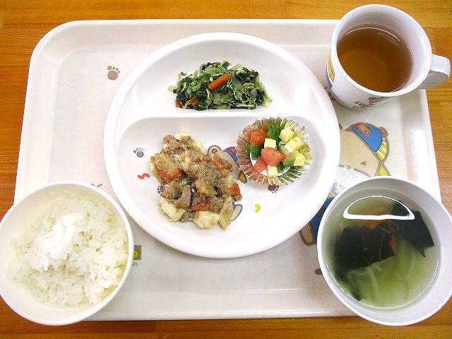 給食・おやつ