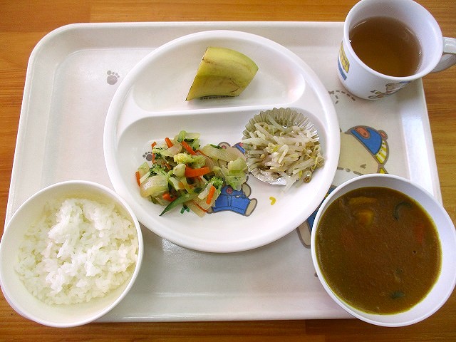 給食・おやつ
